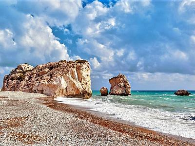 🇨🇾🐣 Wielkanoc na Cyprze z Warszawy – 4 noce w 3⭐ hotelu za 1999 zł/os.🔥